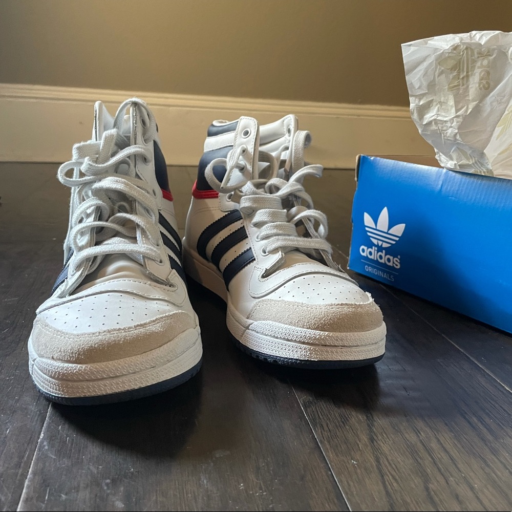 Adidas TOP TEN HI J in a US 7